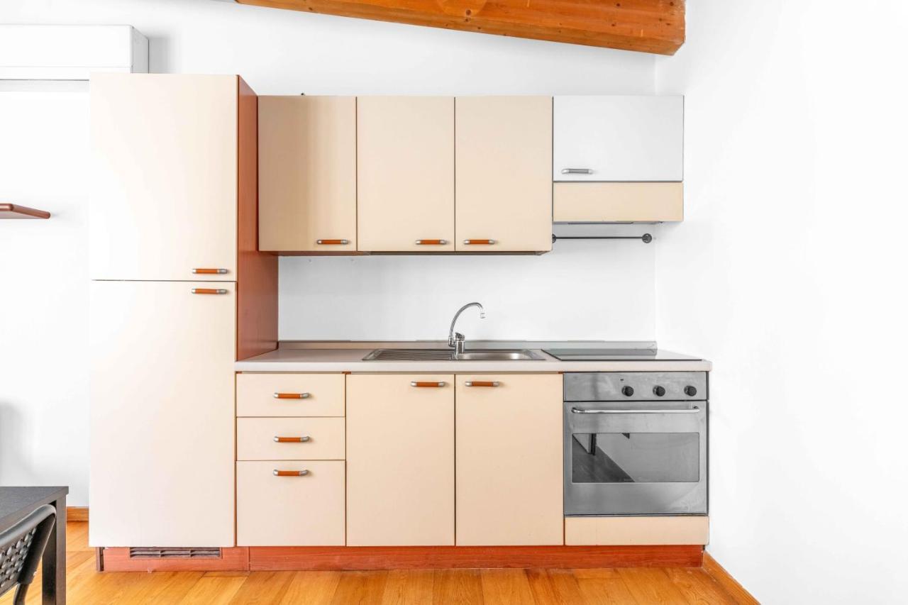Mo37 Loreto- Duomo - Chic Apartment 밀라노 외부 사진