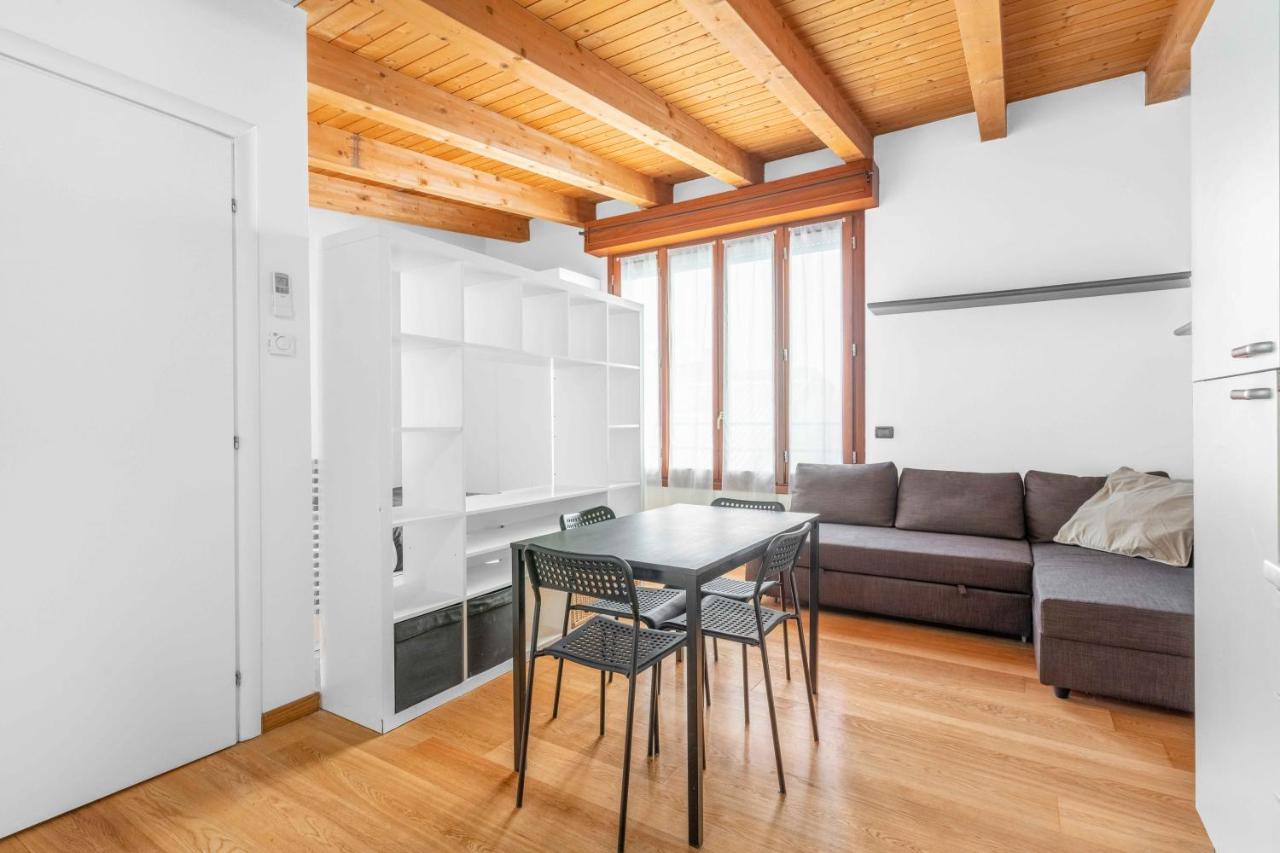 Mo37 Loreto- Duomo - Chic Apartment 밀라노 외부 사진